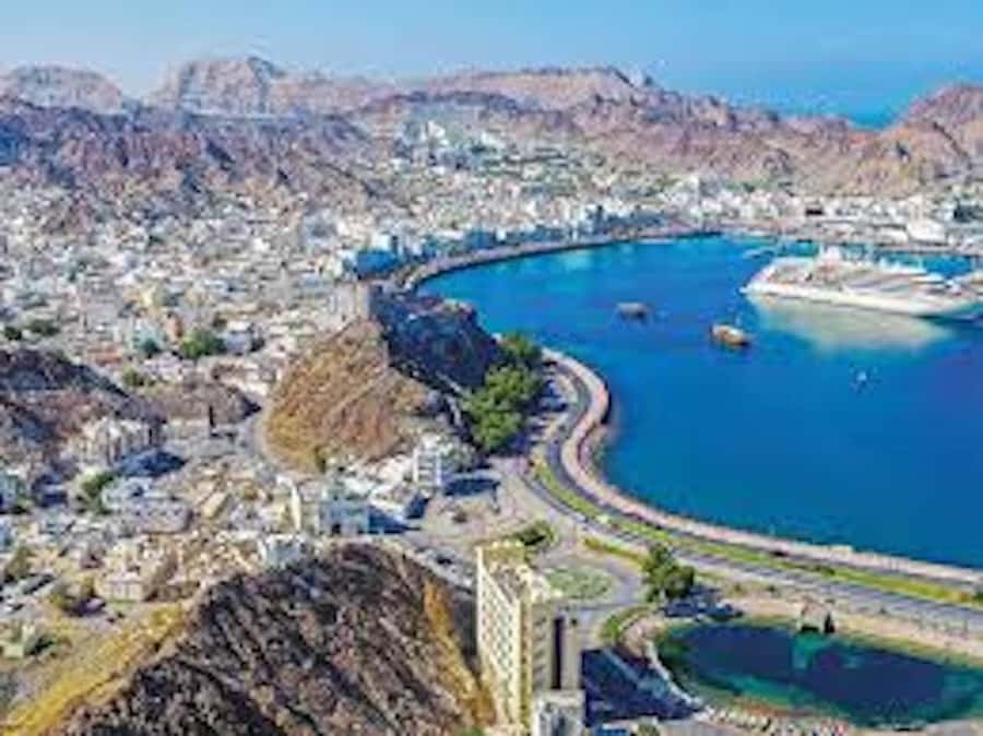 muscat city tour with pick up SMALL GROUP 7 PEOPLE MAX - Key points to know before booking