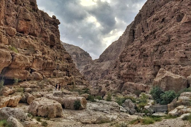 Muscat City & Wadi Shab Full-Day Adventure - Al Alam Palace and the forts of Old Muscat