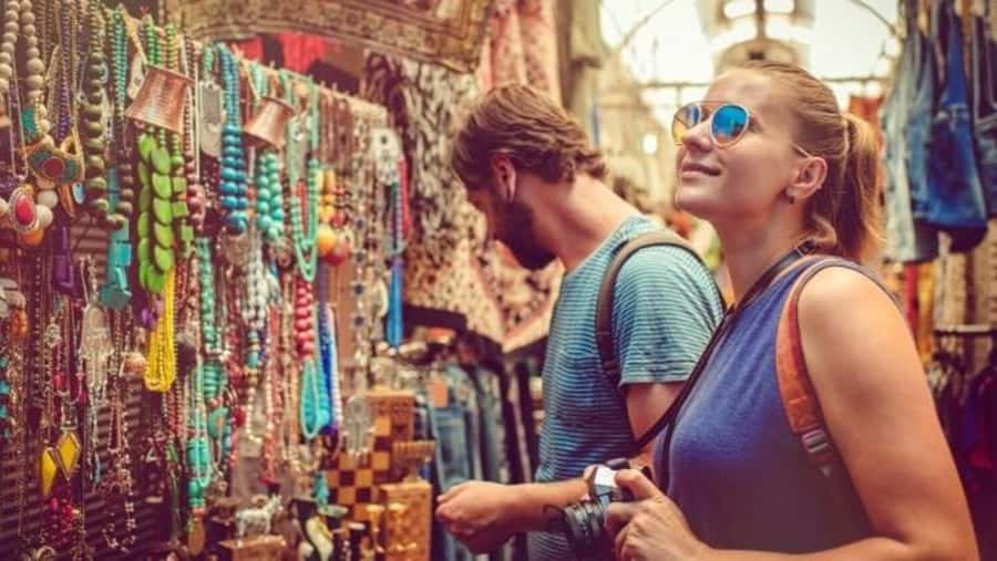 Muscat: Day Tour with Omani Lunch, Hotel Pickup, and Airfare - Qurum Beach brings a useful pause
