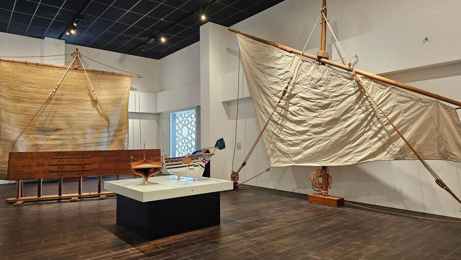 Muscat: full day tour to Nakhal, Rustaq and hot springs - Qasra House, a personal view of Omani life