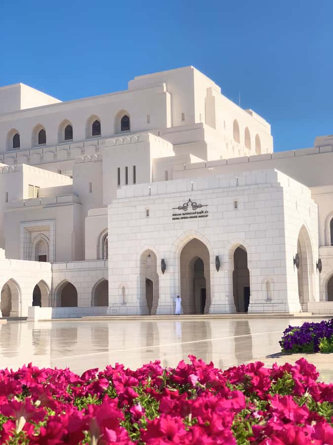 Muscat: Group City Tour with Pickup and Lunch or Dinner - Muttrah Souq: the liveliest walking stop