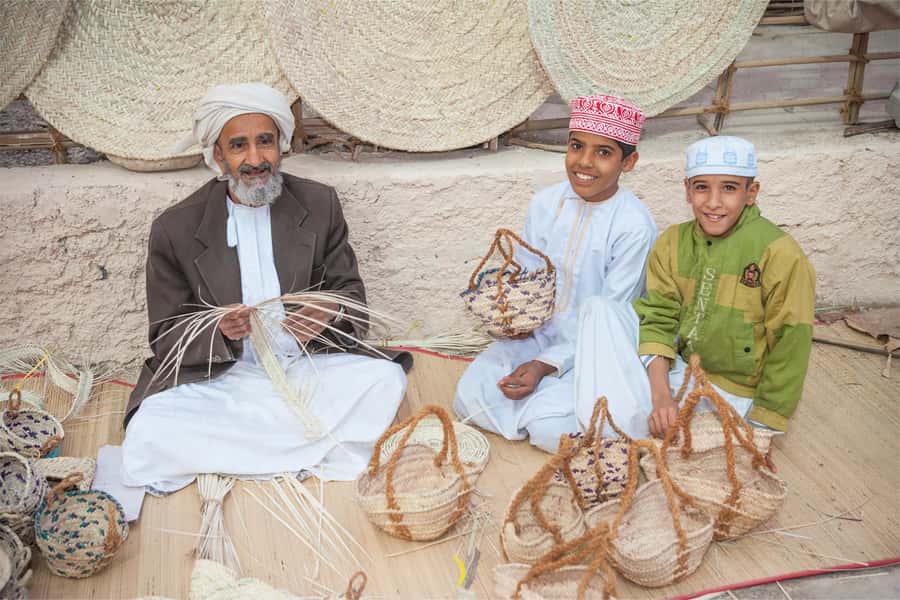 Muscat: Half-Day Sightseeing Essentials Tour and Audio Guide - Why this four-hour Muscat tour works