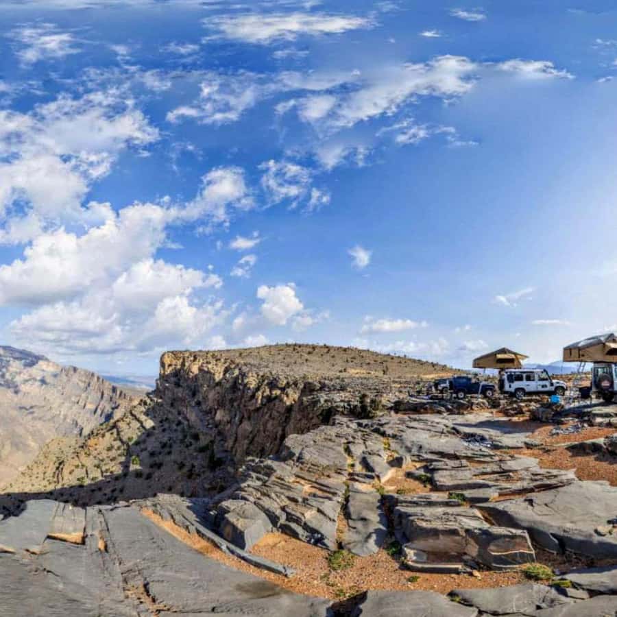 Muscat: Nizwa and Jabal Shams- Full Day Tour - Lunch in Nizwa and a taste of Omani food
