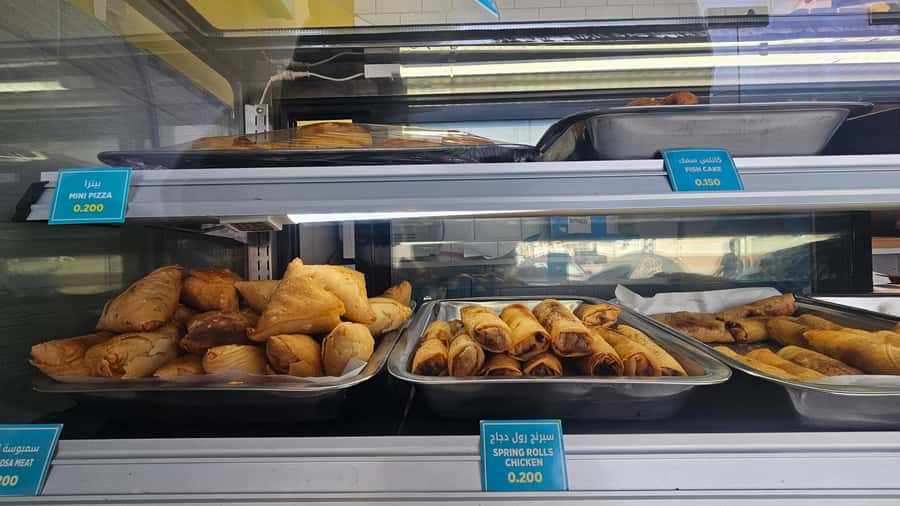 Muscat: Omani Food Tour with Shuwa & Halwa - Mishkak closes the evening with smoke and spice