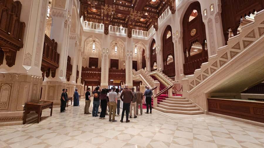 Muscat: Private City Guided Tour - Al Alam Palace and Muscat’s Portuguese forts