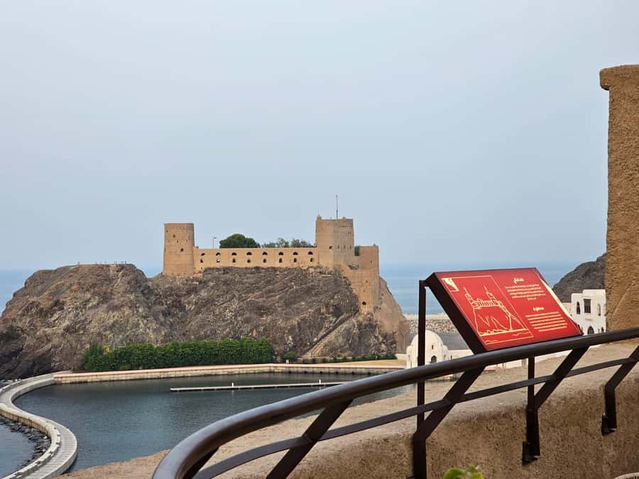 Muscat: Private City Guided Tour - Starting at the Sultan Qaboos Grand Mosque