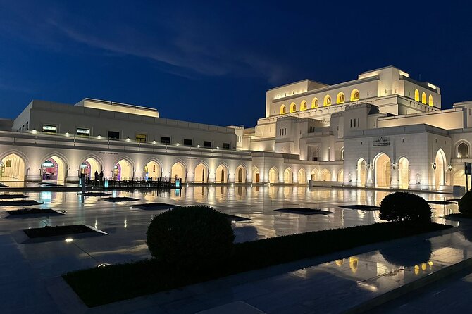 Muscat Private Evening City Tour with pickup from Hotels and Port - Why an evening tour works well in Muscat
