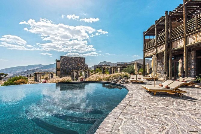 Muscat : Private transfer to and from Jabal Al Akhdar - Pickup from Muscat, the airport, or a chosen location