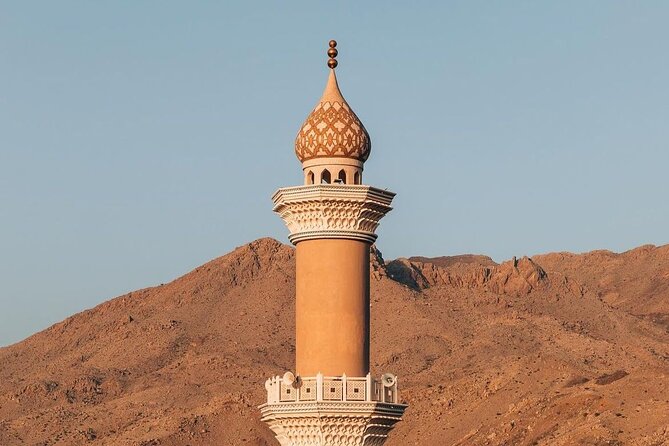 Muscat Shore Excursion: Private Nizwa Day Trip - Jabrin Castle and its painted interiors