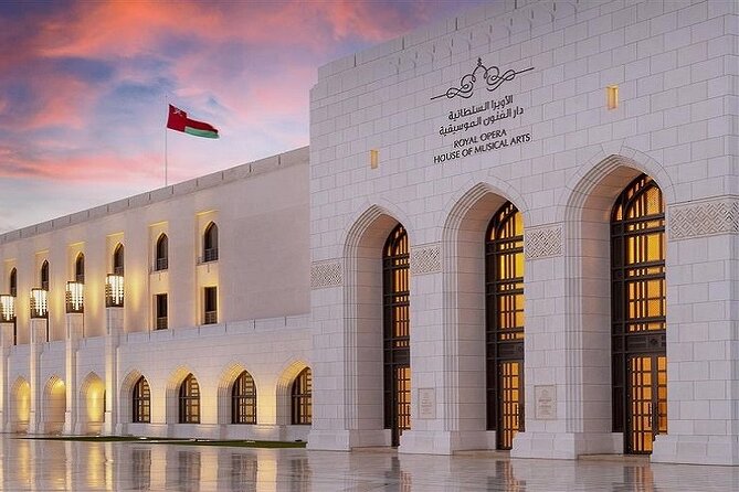 Muscat trasfer: airport trasfer to/from hotel in muscat - Hotel pickup for the return to the airport