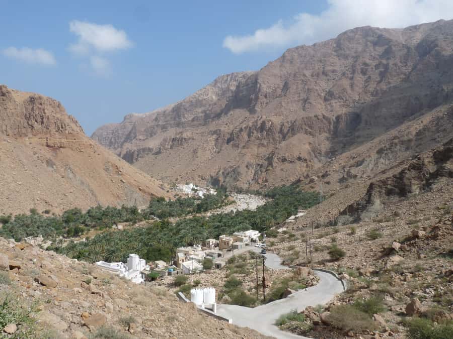 Muscat: Wadi Mibam Private Full Day Tour by 4x4 car - Bimmah Sinkhole adds an easier second water stop