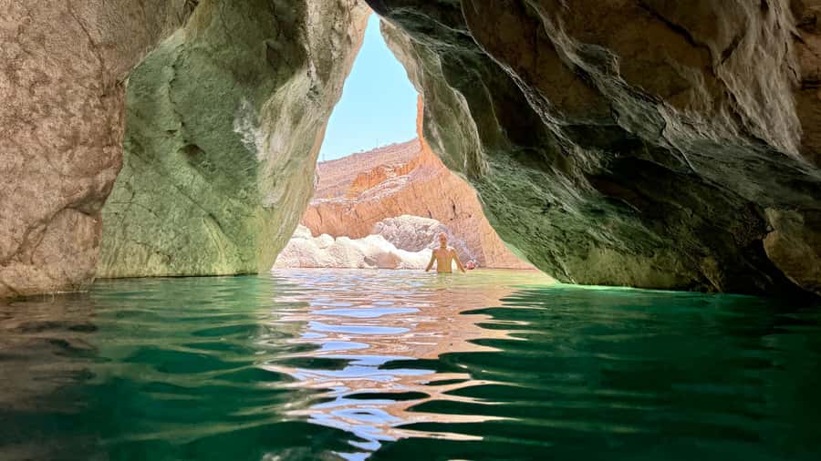 Muscat: Wahiba Desert and Wadi Bani Khalid Guided Group Tour - Why the sunset option is worth considering