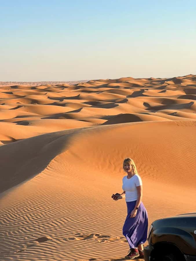 Muscat: Wahiba Sands & Wadi Bani Khalid Full-Day Tour+Lunch - The best light in the desert