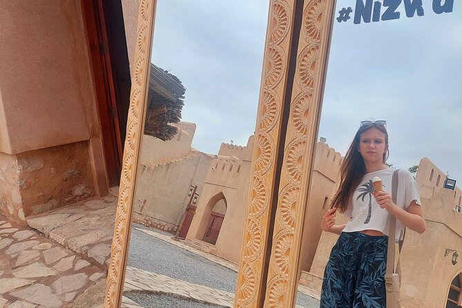 Nizwa and Green Mountain Group Full day tour - The 10-hour schedule and vehicle question