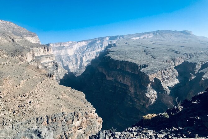Nizwa and Jebal Shams Grand canyon - How the Private Vehicle Changes the Day