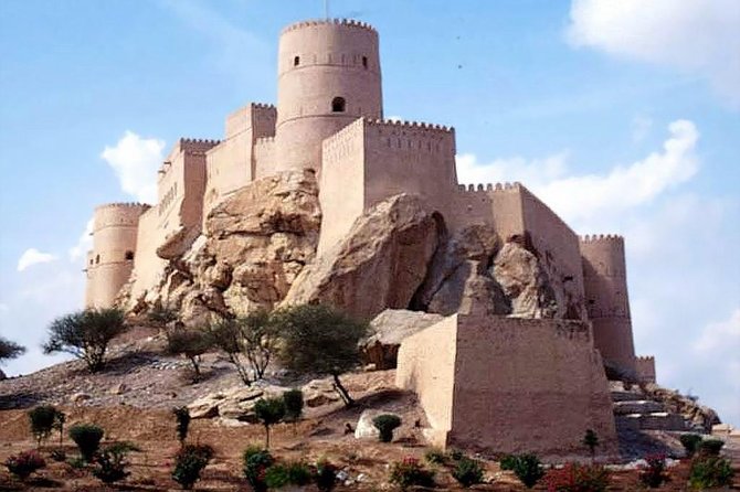Nizwa Bahla & Jabrin Fort(Muscat tours) as private and custom trip - Transport, timing, and group size