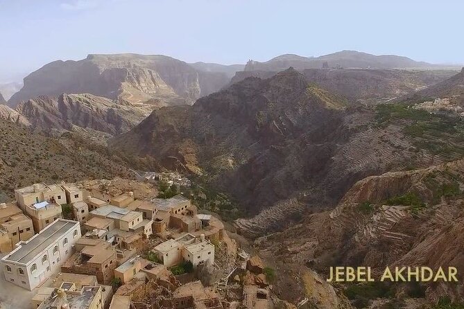 Nizwa Fort-Nizwa Souq-Birkat Al Mouz-Jebel Akhdar - Private Full Day Tour - The guide can shape the whole experience