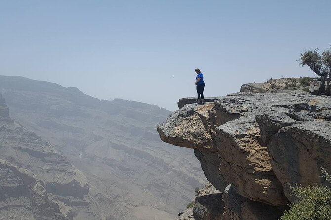 Nizwa Fort-Nizwa Souq-Misfah Al Arbyeen-Jebel Shams - Private Full Day Tour - Nizwa Fort and the old capital