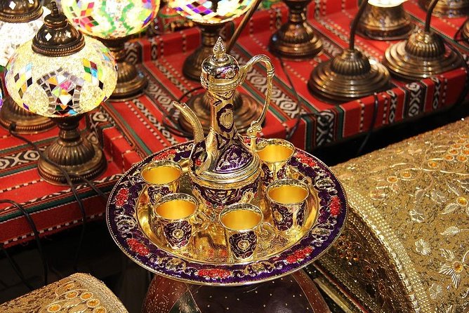 Nizwa Friday Market Jabal Chams - Inside Nizwa Souq and the fort