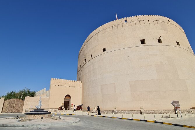Nizwa Heritage & Jebel Shams Canyon – Private Tour from Muscat - The three-hour return to Muscat