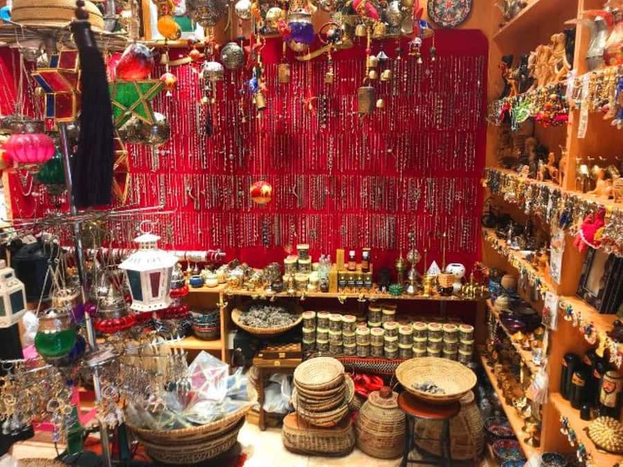 Nizwa Market, Nizwa Fort, Misfat Al Abriyeen, Jabal Shams - Nizwa Fort and the Yaruba capital