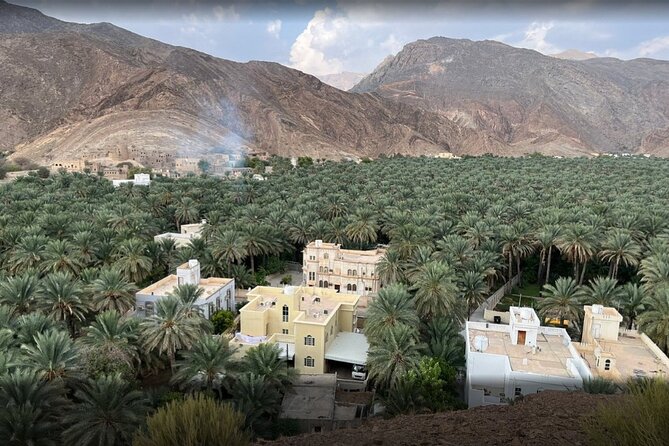 Oman 3-Days 2-Night Shared Roundtrip Tour – Explore Oman's Best - Night in Wahiba Sands: sunset, dinner, and early sunrise