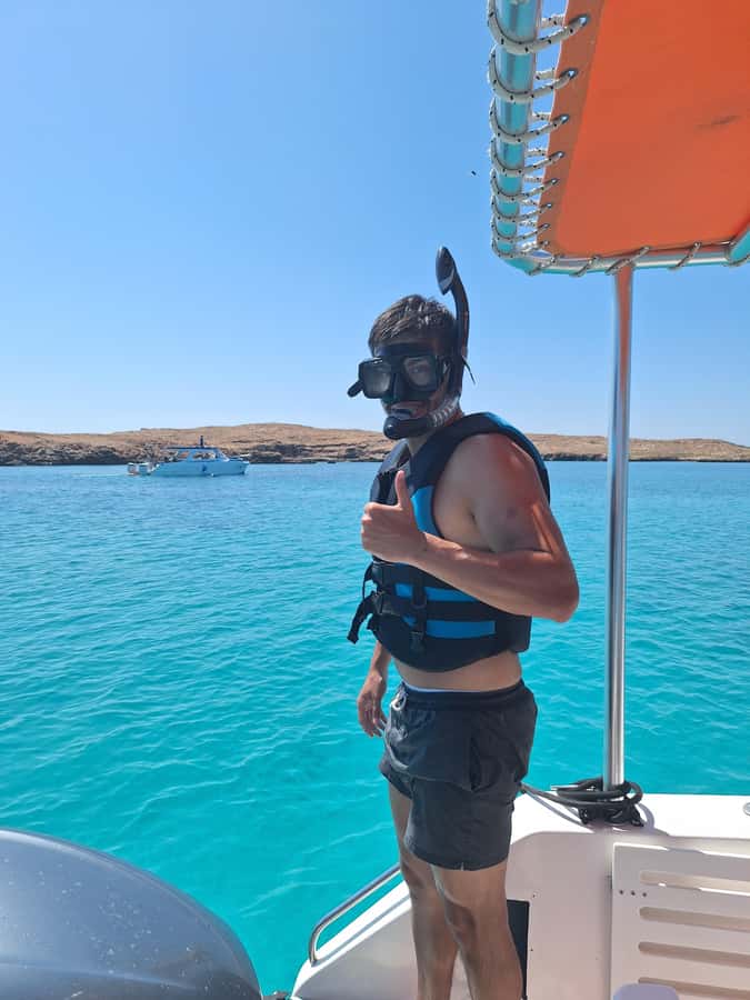 Oman: Daymaniyat Island Snorkeling Trip with Equipment - Kayaking, swimming, and time between snorkel sessions