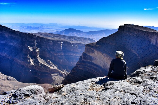 Oman Grand Canyon, Jebel Shams & Nizwa Full Day Tour - Key Points Before You Book