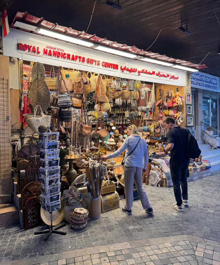 Oman:Group Muscat City Tour With Pick Up & Free Lunch/Dinner - Key points to know before booking