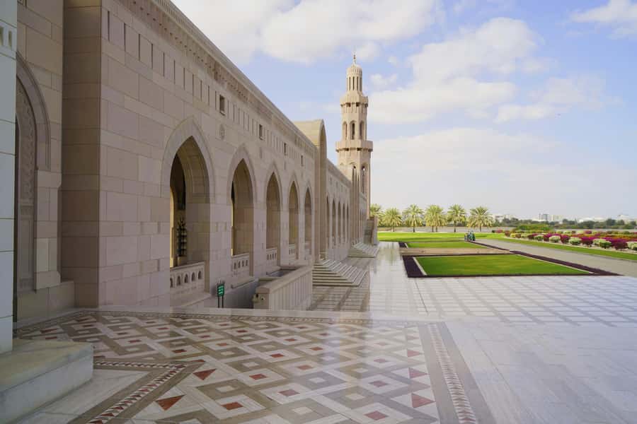Oman: Private Muscat City Tour With Pick-up/ Drop-off - Optional time on the water