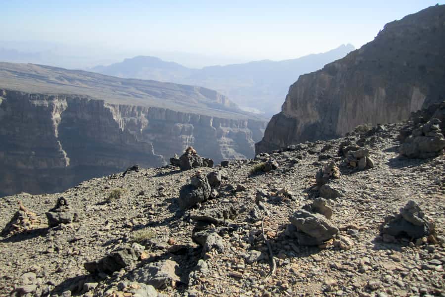 Oman's Grand Canyon: Full-Day Tour from Muscat - The long road from Muscat to the mountains