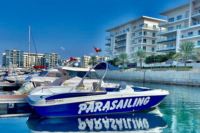 Parasailing tour in Al Mouj Muscat - Wind, weather, and Captain Sabir’s communication