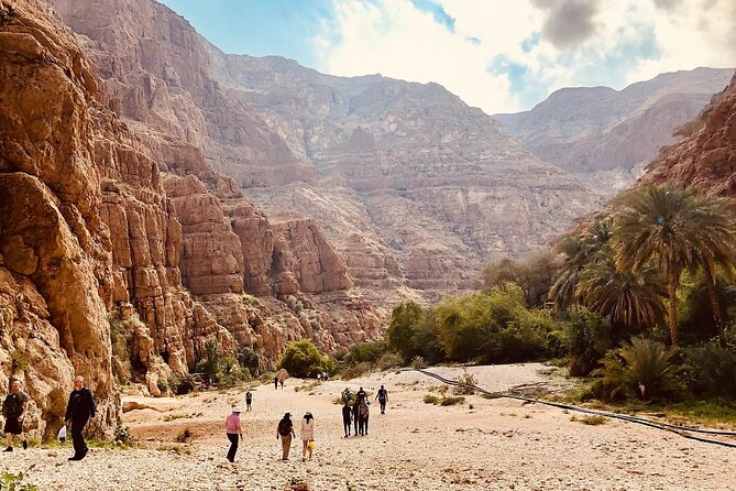 Private 2 Day Wadi Shab and Bimmah Sinkhole Tour - Qalhat and the greener Wadi Tiwi