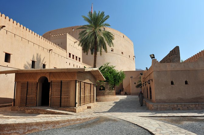 Private Day Trip to Nizwa, Jabal Akhdar (Green Mountain) & Birkat Al Moz - Key things to know before booking