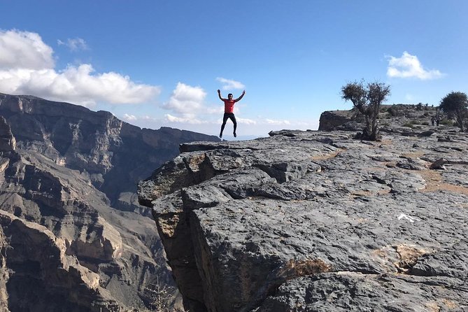 Private Day Trip to Nizwa & Jabal Shams (The Grand Canyon of Oman) - Leaving Muscat for inland Oman