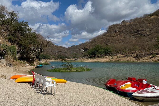 Private Full-Day East Oman Tour from Salalah with Lunch - The Anti Gravity Point: fun, not a scientific promise