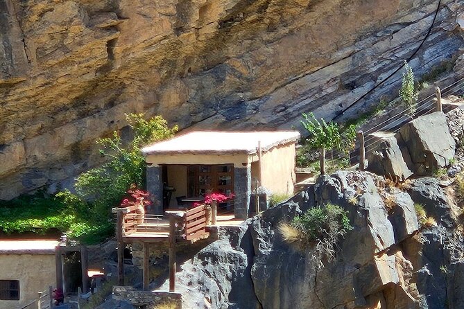 Private Full-Day Jebel Akhdar-Al Suwjara Village Tour - Key things to know before you book