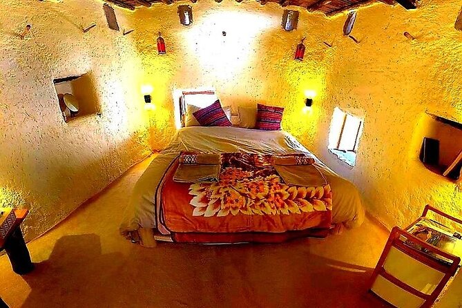 Private Full-Day Jebel Akhdar-Al Suwjara Village Tour - Reaching Jebel Akhdar in a private 4WD
