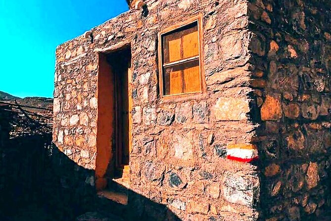 Private Full-Day Jebel Akhdar-Al Suwjara Village Tour - Diana’s Viewpoint and the pull of the panorama