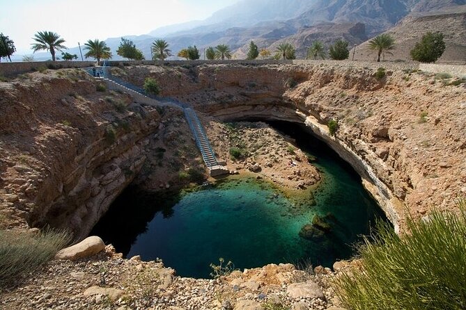 Private Full- Day Wadi Shab-Bimmah Sinkhole-Fins Beach Tour - Guide service is a major part of the experience