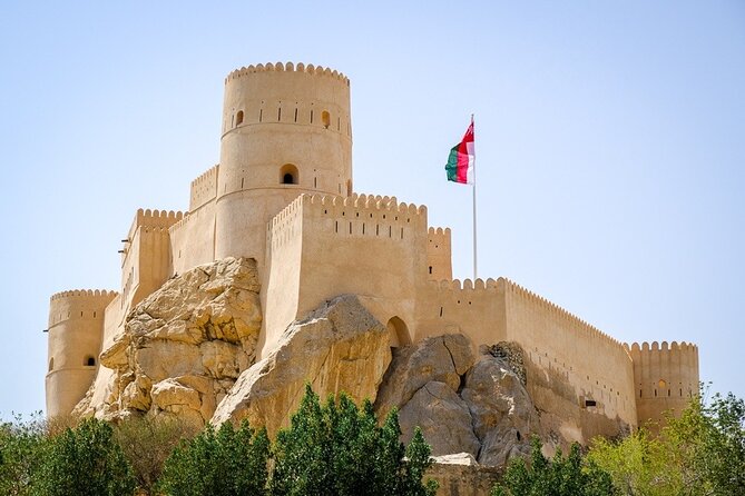 Private Half-Day Tour to Grand Mosque-Nakhal Fort and Hotspring - Who will get the most from this tour
