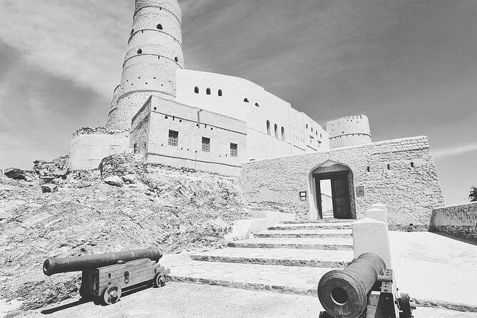 Private Historical Tour - Nizwa Fort - Nizwa Souq - Bahla Fort - Jabreen Castle - Jabreen Castle’s Learning Rooms and Battlements