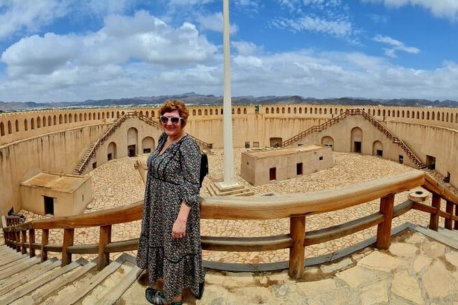 Private Nizwa - Al Hamra Old Village - Misfah Al Arbyeen - Full Day Tour - What the private format adds