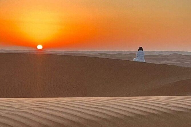Private Overnight at Wahiba Sand Desert and Wadi Shab Tours - Reaching Wahiba Sands in a Four-Wheel Drive