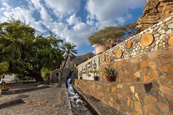 Private Tour Nizwa Birkat Al Mouz and Oman Across Ages Museum - Oman Across Ages Museum for 70 minutes