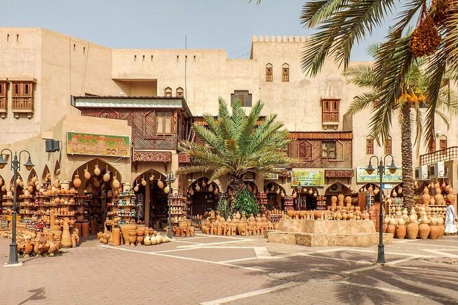 Private Tour Nizwa Birkat Al Mouz and Oman Across Ages Museum - Exploring Nizwa Souq in 40 minutes