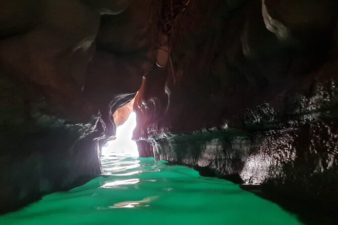 Private Tour Wadi Shab & Sinkhole Tour – Swim, Hike & Explore - The two-hour return ride to Muscat