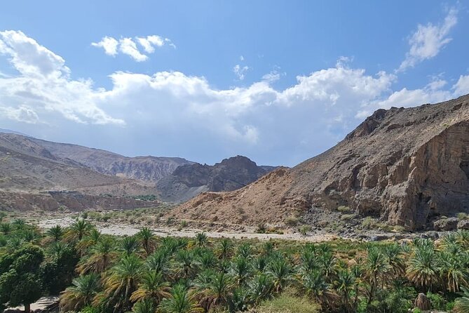 Private Wadi Arbyeen - Sinkhole - White Sand Beach- Full Day Tour - Who will get the most from this tour