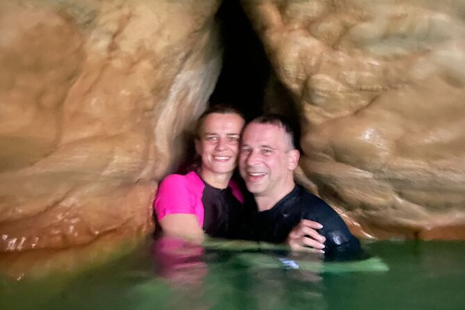 Private Wadi Shab - Bimmah Sinkhole - White Sand Beach - Full Day Tour - What the private format changes
