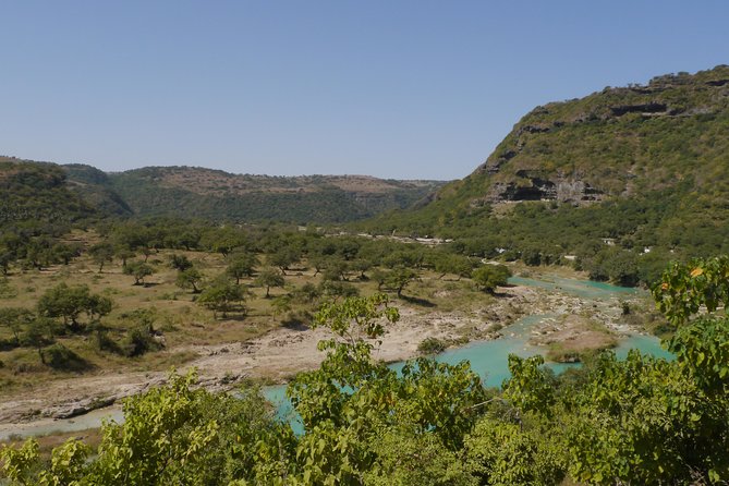 Salalah City and East Tour Combo (Darbat falls, Razat spring) - Why this Salalah combination works